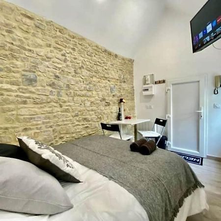 Bed In The City - Appart'Hotel - Historical Center Bayeux Exterior photo